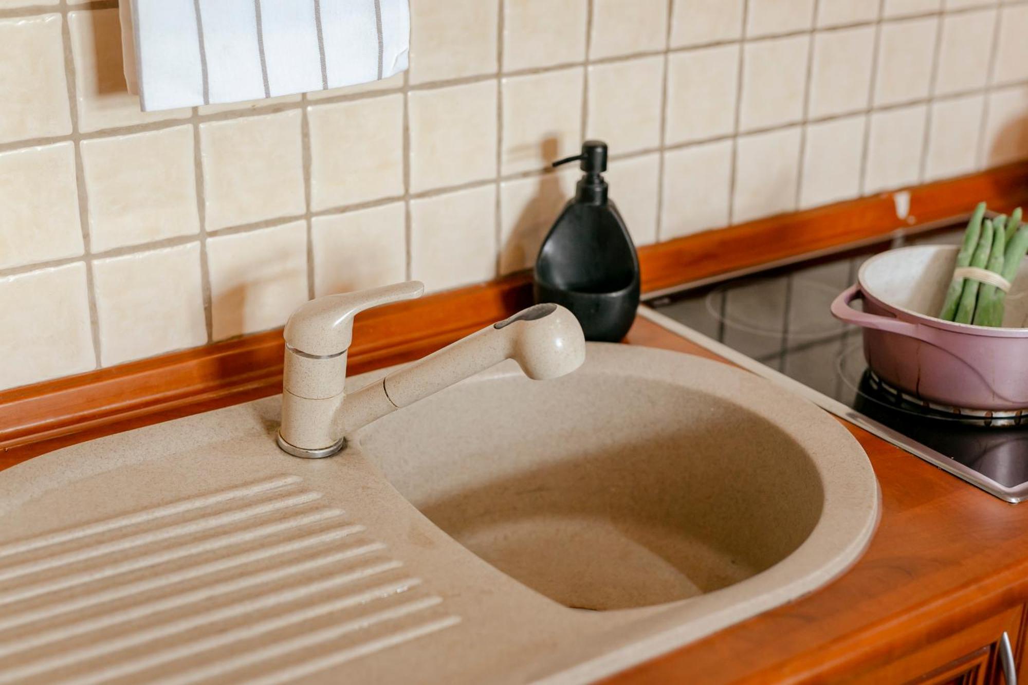 Plac Konstytucji 6 Orange - Apartament Dla 4 Osob - Bezplatny Parking - Free Parking - Piekny Widok Na Panorame Warszawy ワルシャワ エクステリア 写真